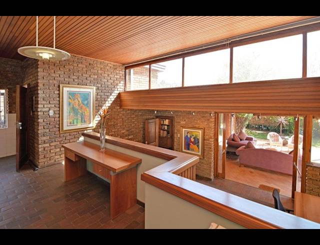 7 BEDROOM HOUSE FOR SALE IN BENMORE GARDENS